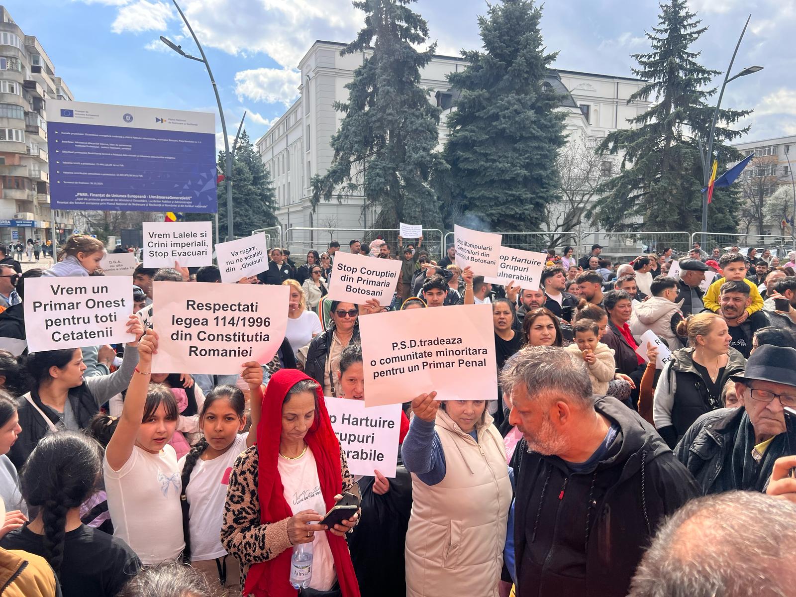 Tribunalul Botoșani NU va judeca dosarul privitor la regulamentul pentru locuințe sociale, deschis de un ONG al romilor