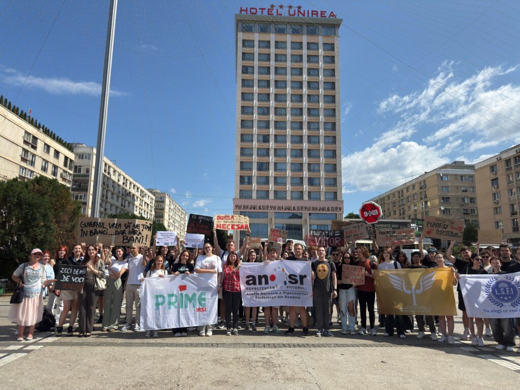 Protest al studenților la Iași împotriva tăierii burselor 