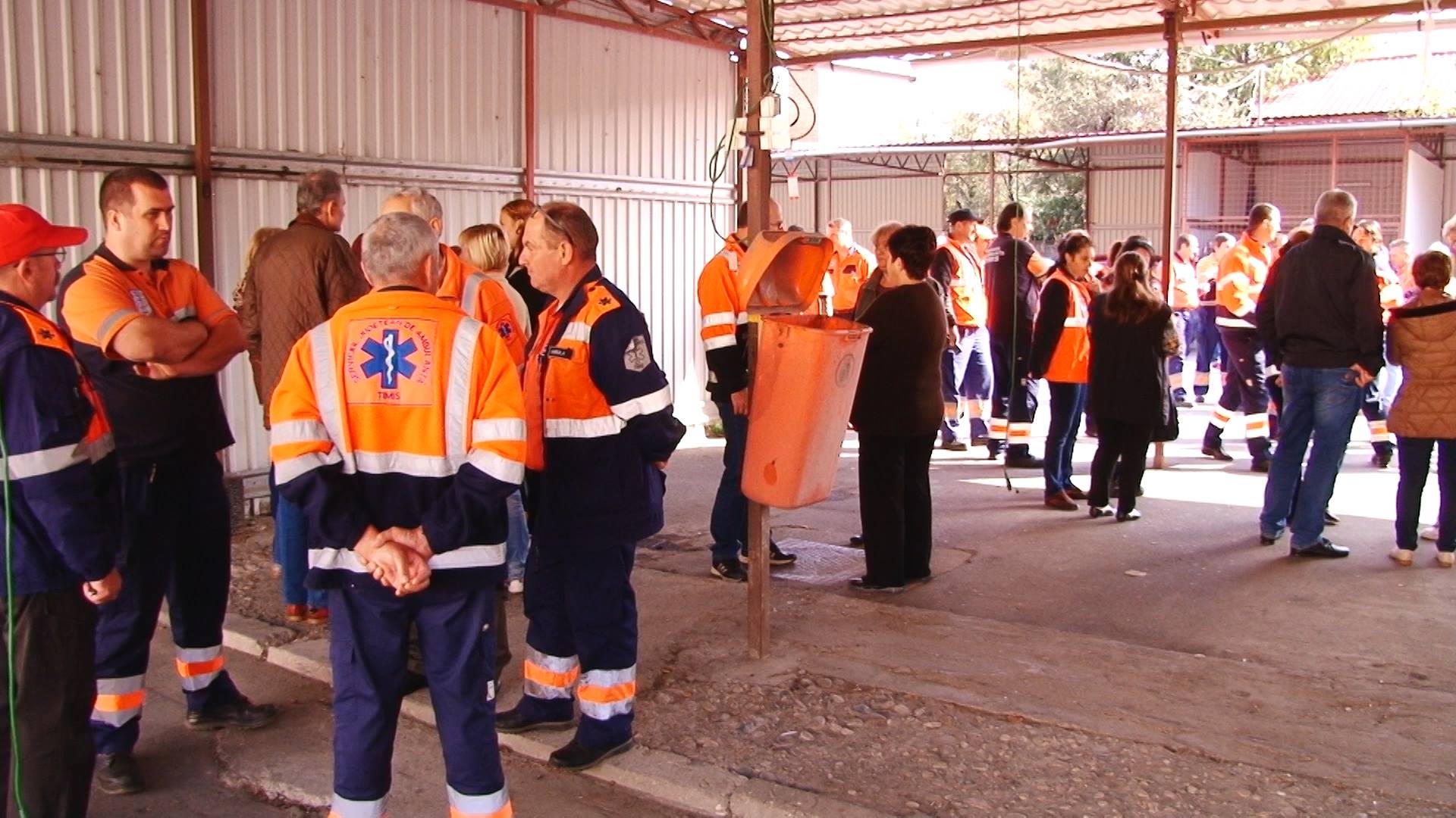 Se pregătesc PROTESTE: Ambulanțier înjunghiat cu cuțitul de vânătoare de un pacient, șefa UPU Botoșani lovită cu pumnul