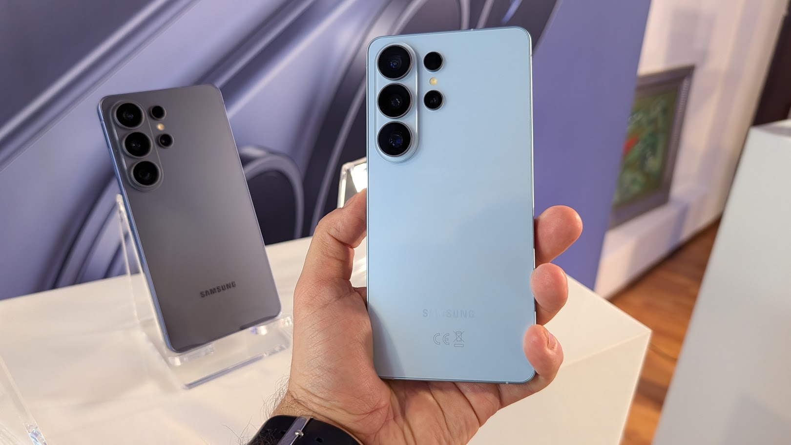 Samsung Galaxy S26: Primele impresii după testarea noilor telefoane de top