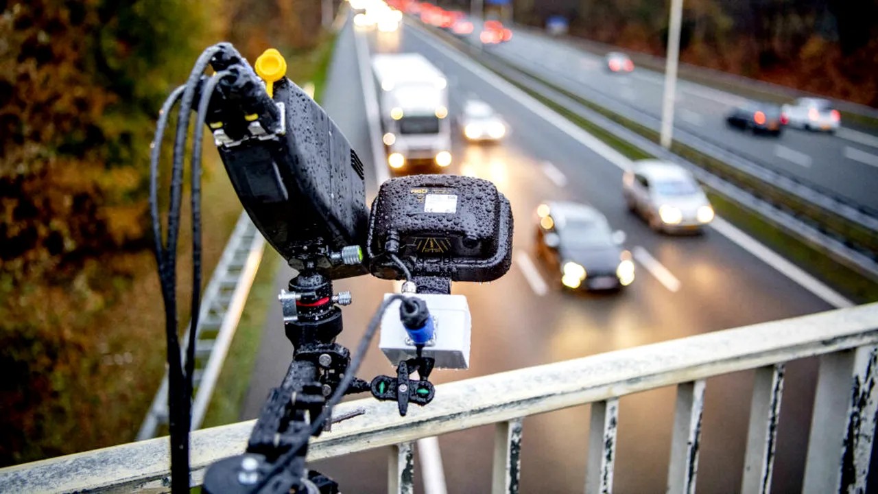 Lista cu radarele fixe: Care sunt șoselele cele mai „vânate” 