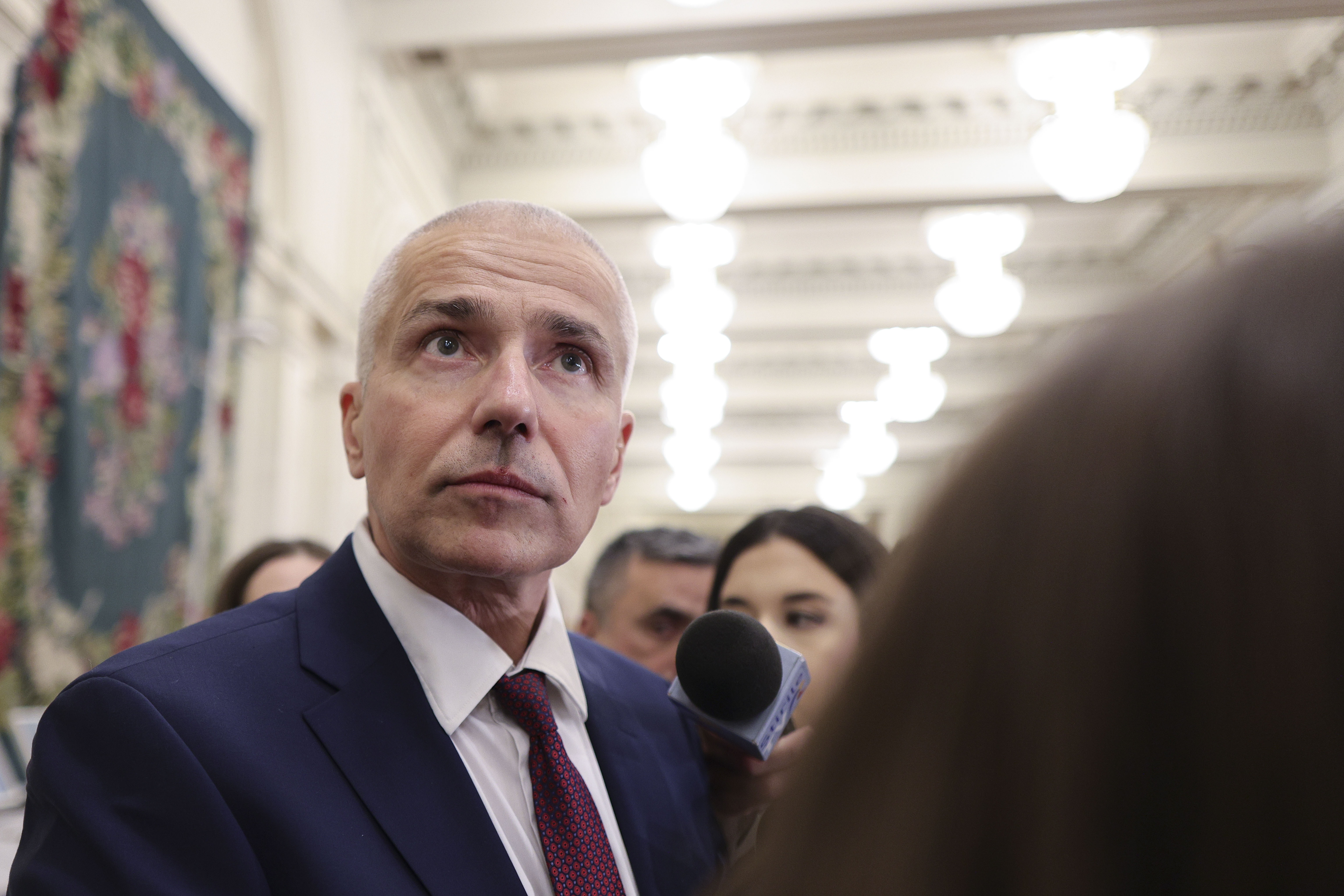 SCANDAL! Universitatea verifică teza de doctorat a ministrului Radu Marinescu, acuzat de plagiat