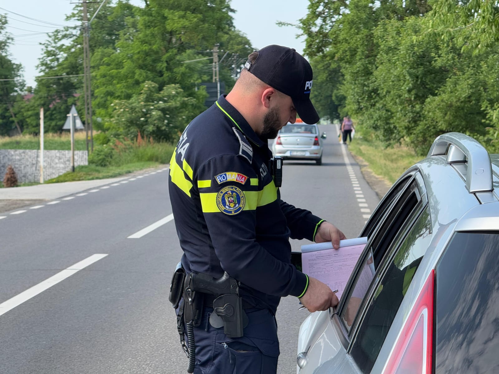 Șoferi luați la verificat în județ: Poliția a aplicat sancțiuni pe bandă rulantă