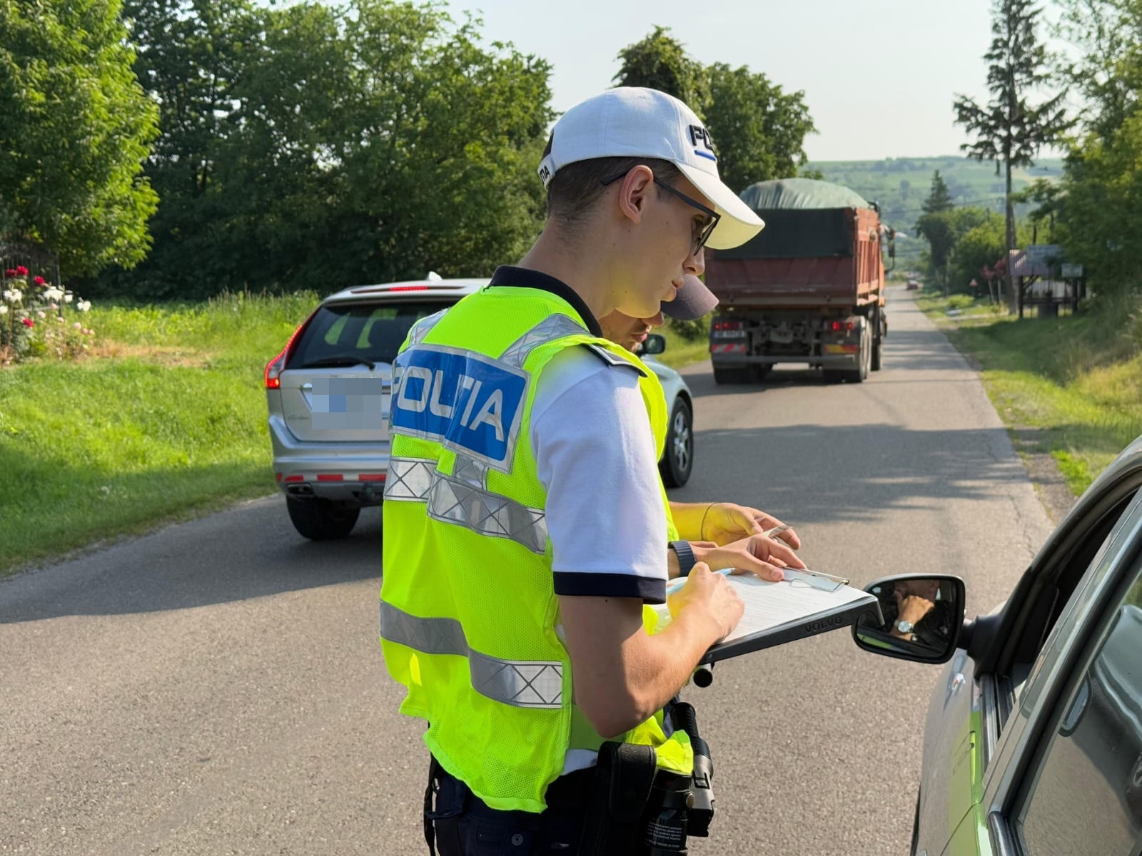 Zeci de șoferi trași pe dreapta într-o zonă „abonată” la razii 