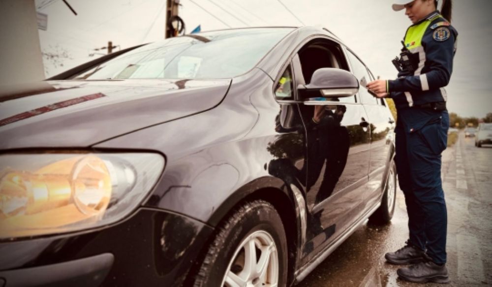 Doi șoferi pericol public scoși din trafic de polițiștii botoșăneni 