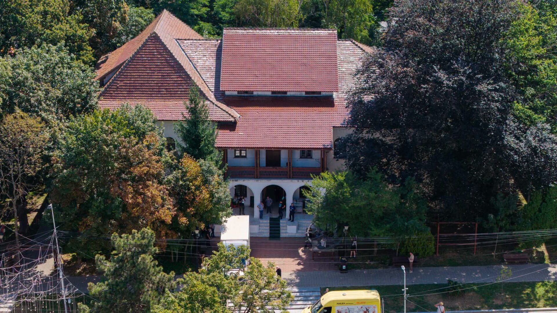 O clădire vizitată și de mulți botoșăneni intră în reabilitare