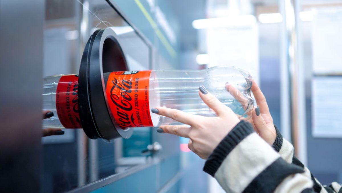 reciclare in scoli si institutii