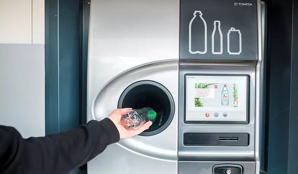 Supermarketul care DUBLEAZĂ valoarea garanției la ambalaje 