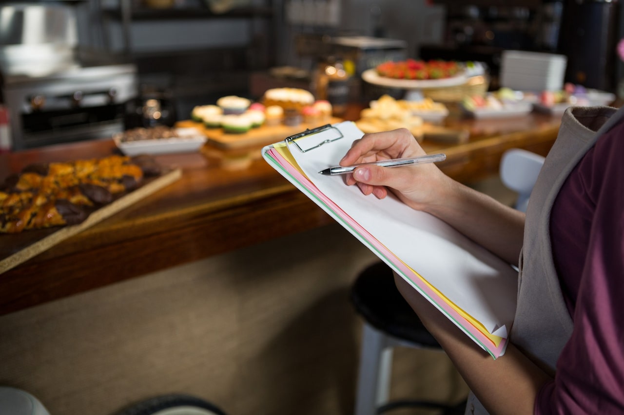 Restaurant din Botoșani verificat de polițiști și jandarmi 