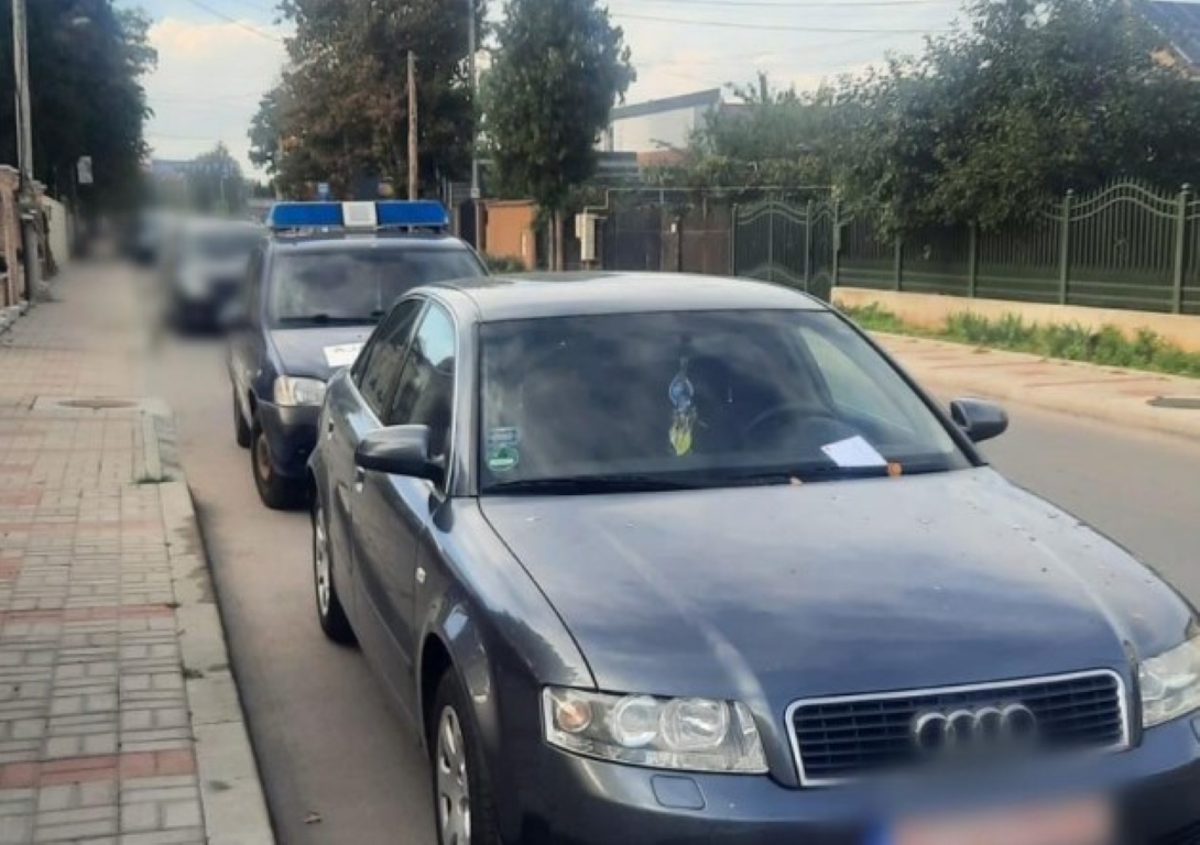 Șoferi sancționați și roți blocate de polițiștii locali la Botoșani