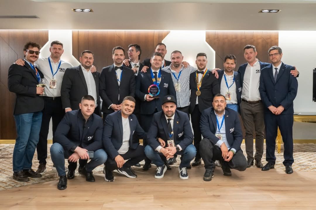 round table botosani