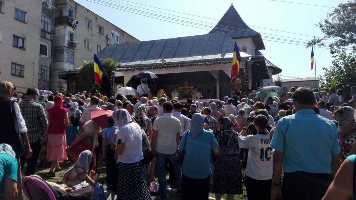 ASTĂZI: Semnificația Rusaliilor și tradițiile respectate în ziua Pogorârii Sfântului Duh