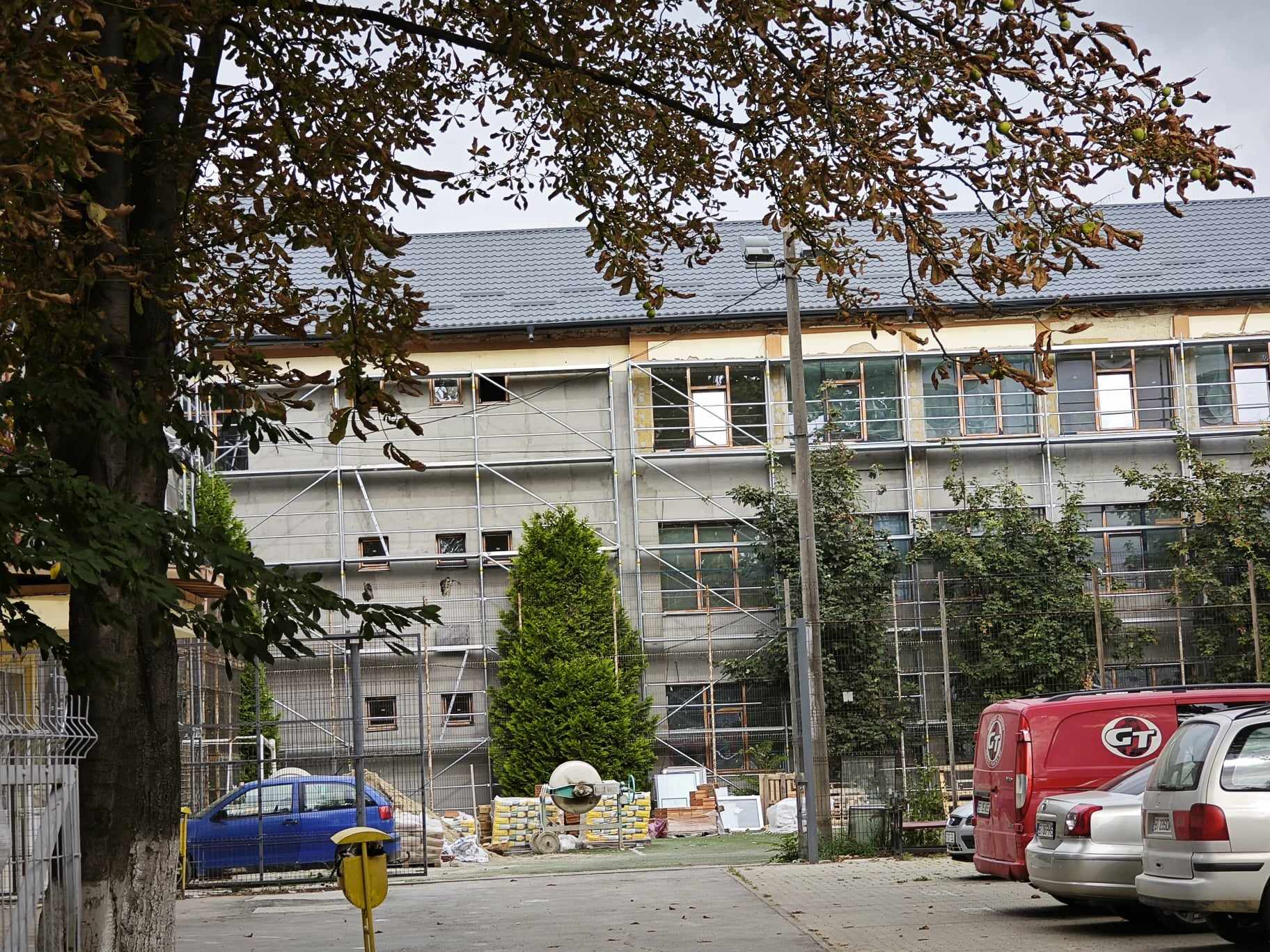 S-au stabilit LOCAȚIILE unde vor învăța elevii din școlile aflate în renovare la Botoșani - LISTA