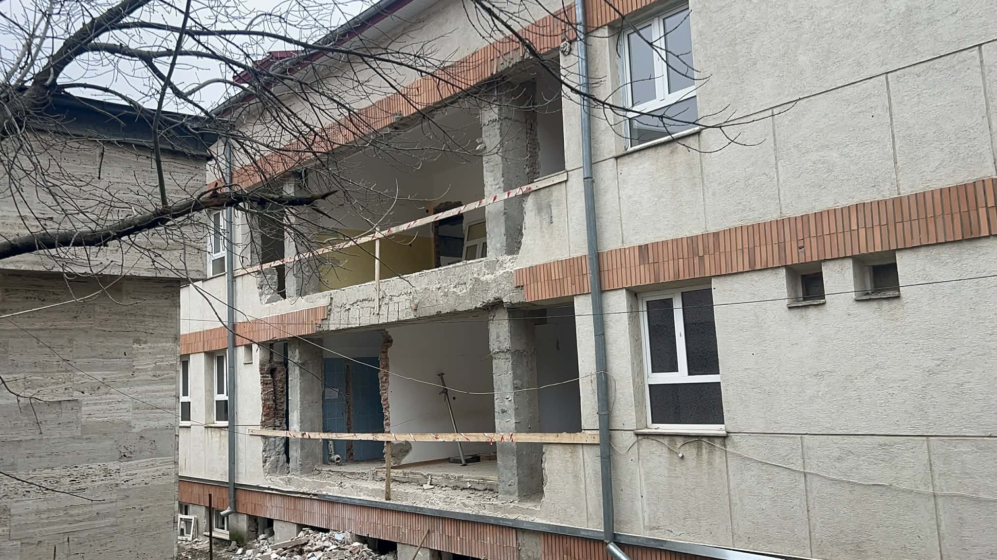 VESTEA zilei: Au fost reluate lucrările la Secția de Oncologie a Spitalului Județean Mavromati – VIDEO 