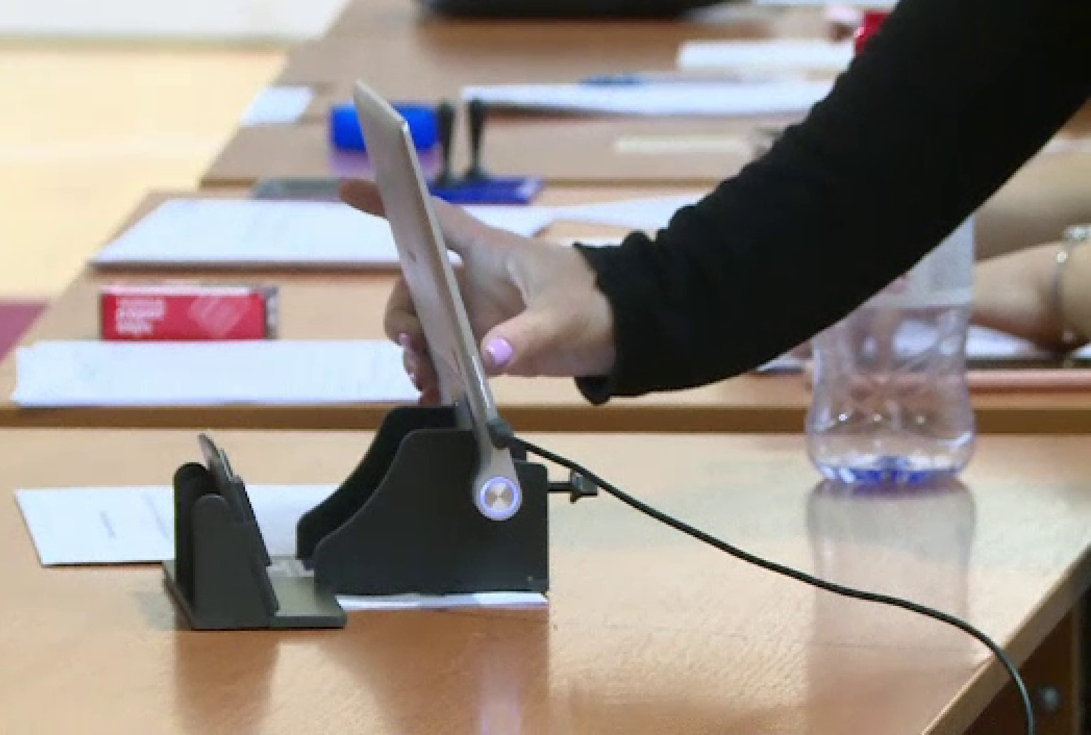 Membrii din secțiile de votare vor primi mai puțini bani la alegerile din mai  