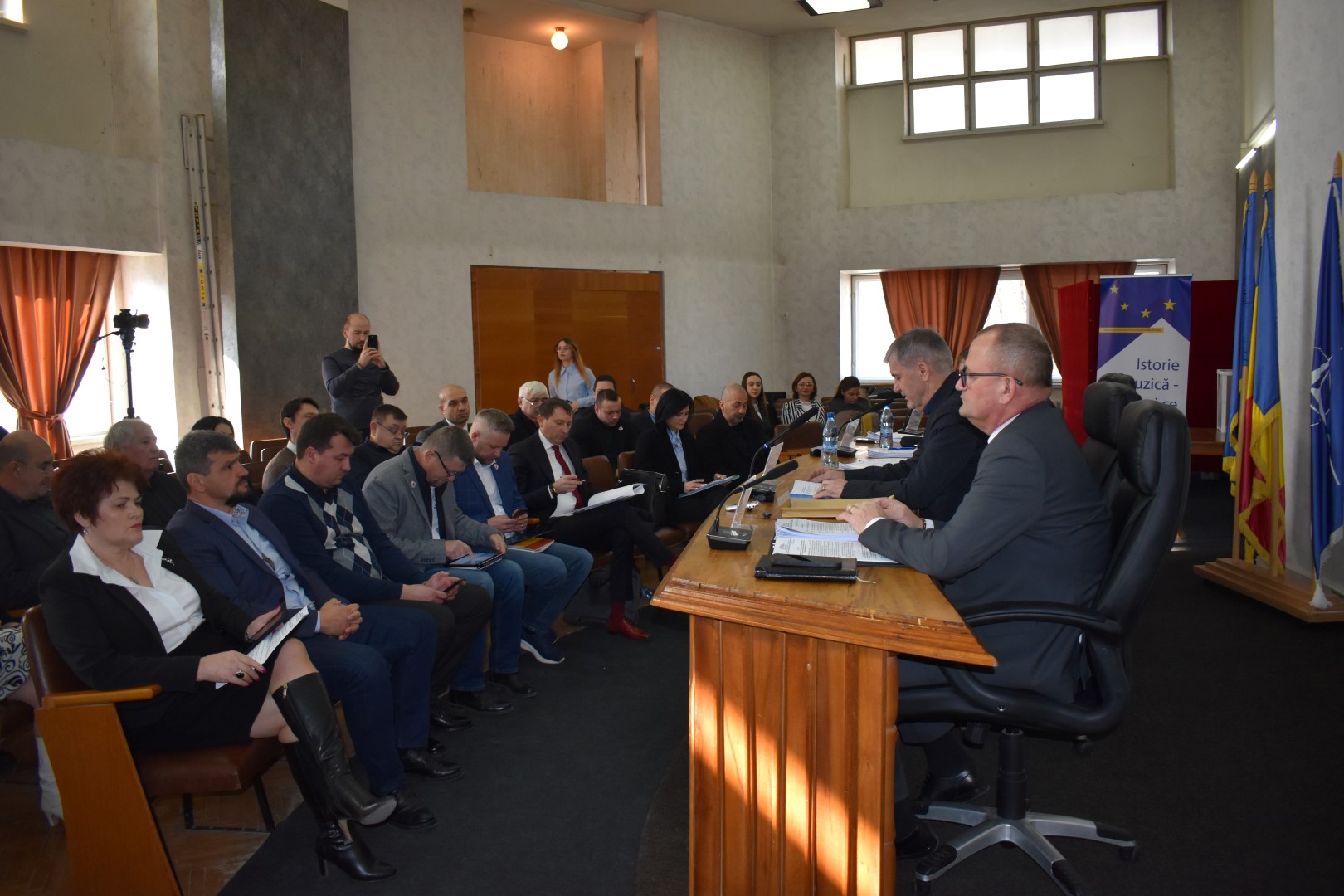 Control „în stil Piedone” cerut de către un consilier județean la o instituție: Se cheltuie niște bani aiurea / Să nu aruncăm cu vorbe – VIDEO 