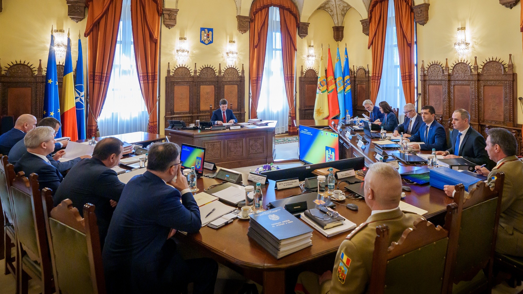 Avioane, forțe militare și echipamente americane dislocate în România, Nicușor Dan: Îi asigur pe români că nu au motive de îngrijorare 