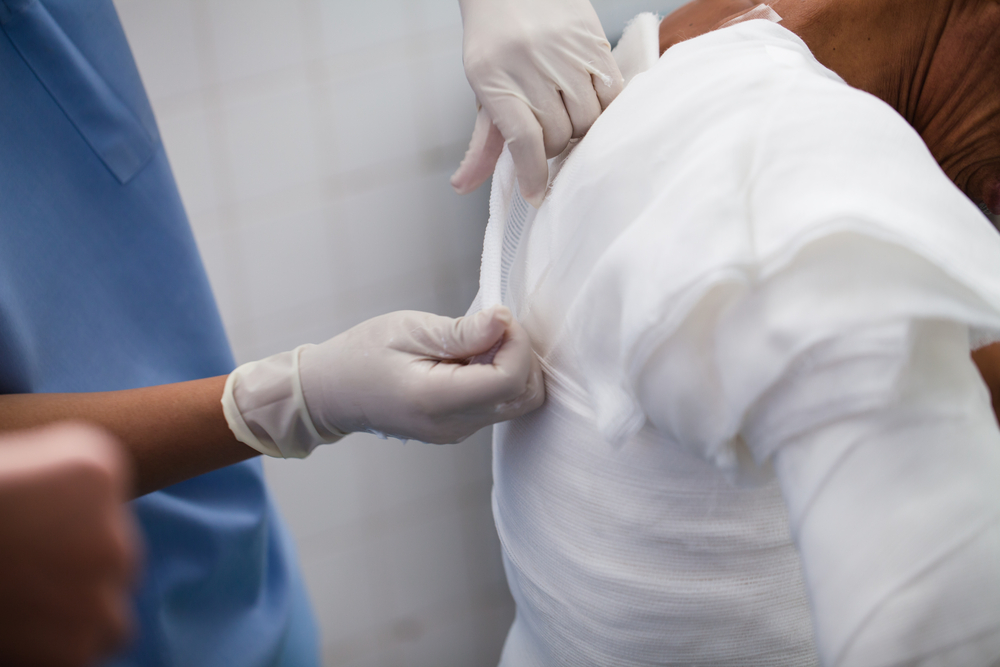 România, fără centre pentru mari arși: Trei unități promise acum 11 ani, încă în construcție