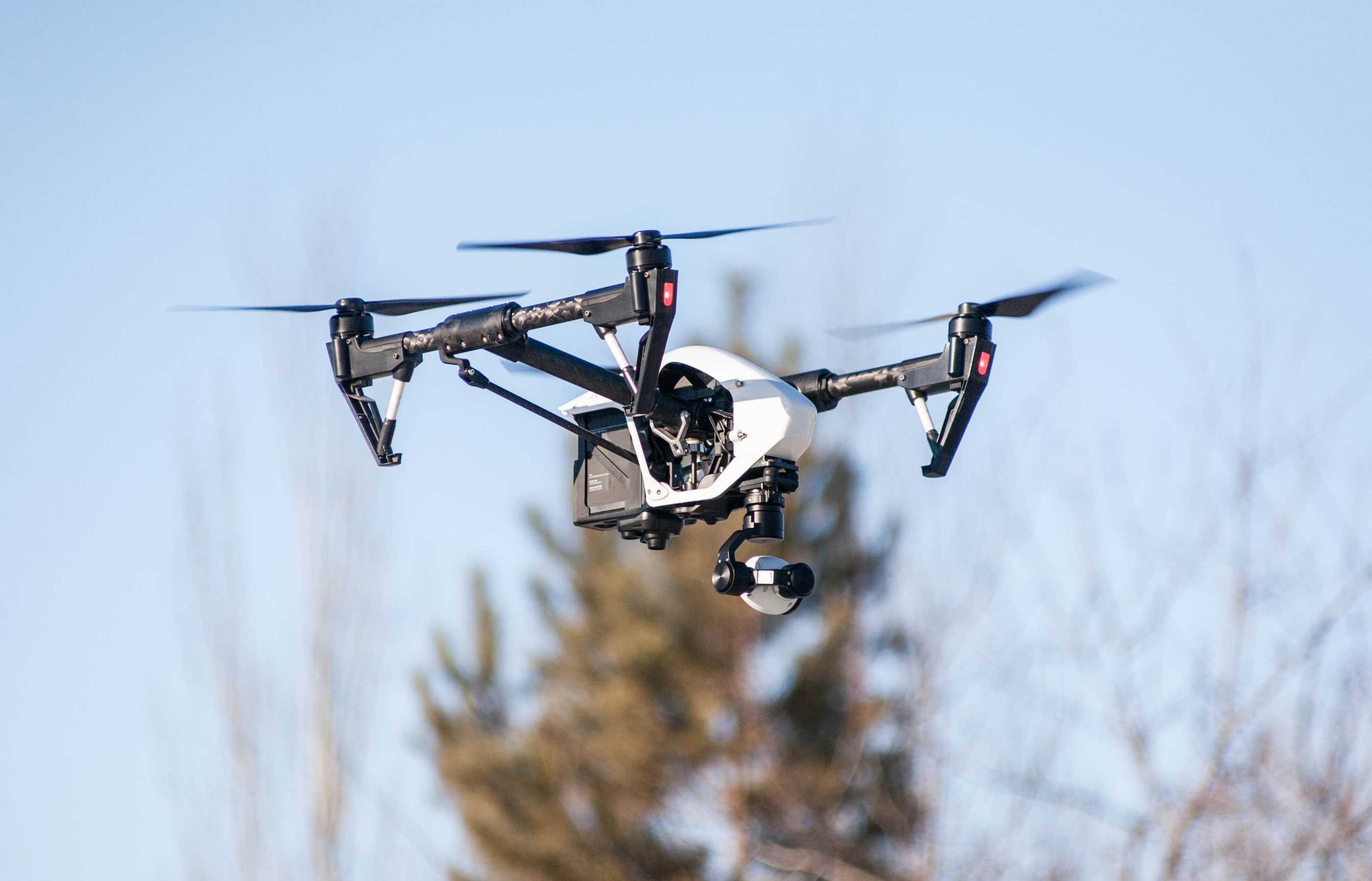 Drone pentru prinderea hoților în magazinele din SUA: O companie privată oferă soluția