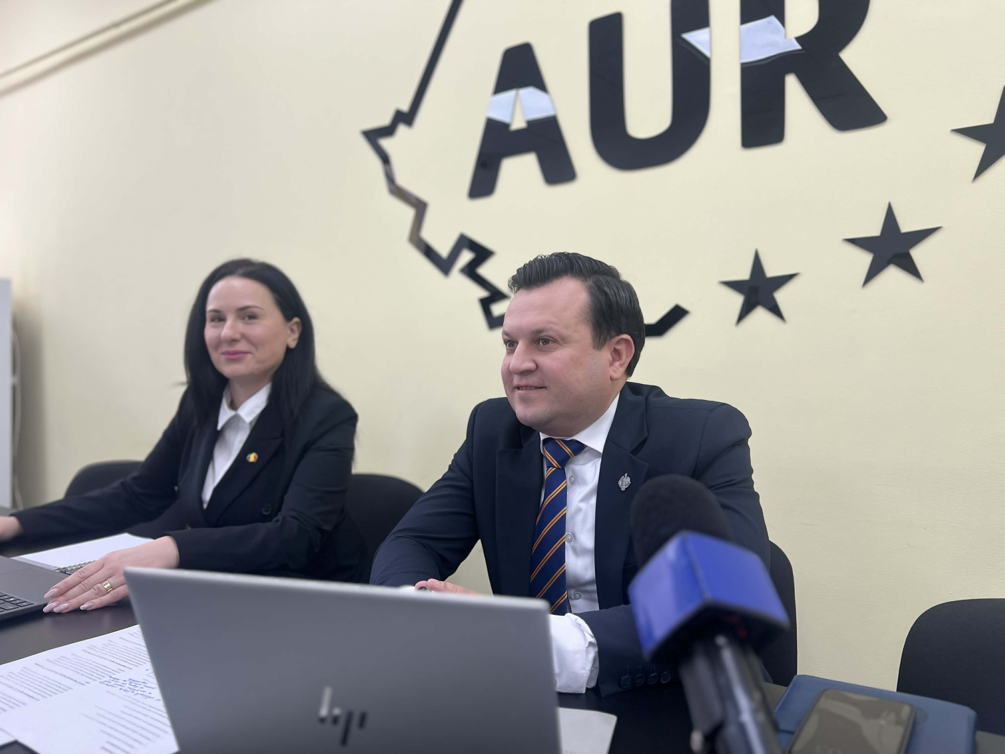 Aproximativ 80 de botoșăneni s-au dus la AUR să dea în judecată Primăria – VIDEO 