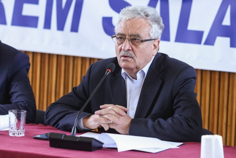 Sindicaliștii din Educație revoltați: Profesorii vor fi nevoiți să devină navetiști