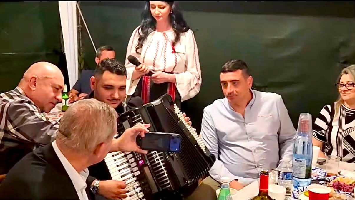 George Simion, la masă cu „locotenentul” lui Miron Cozma. Imaginile cu cei doi de la petrecerea din SUA