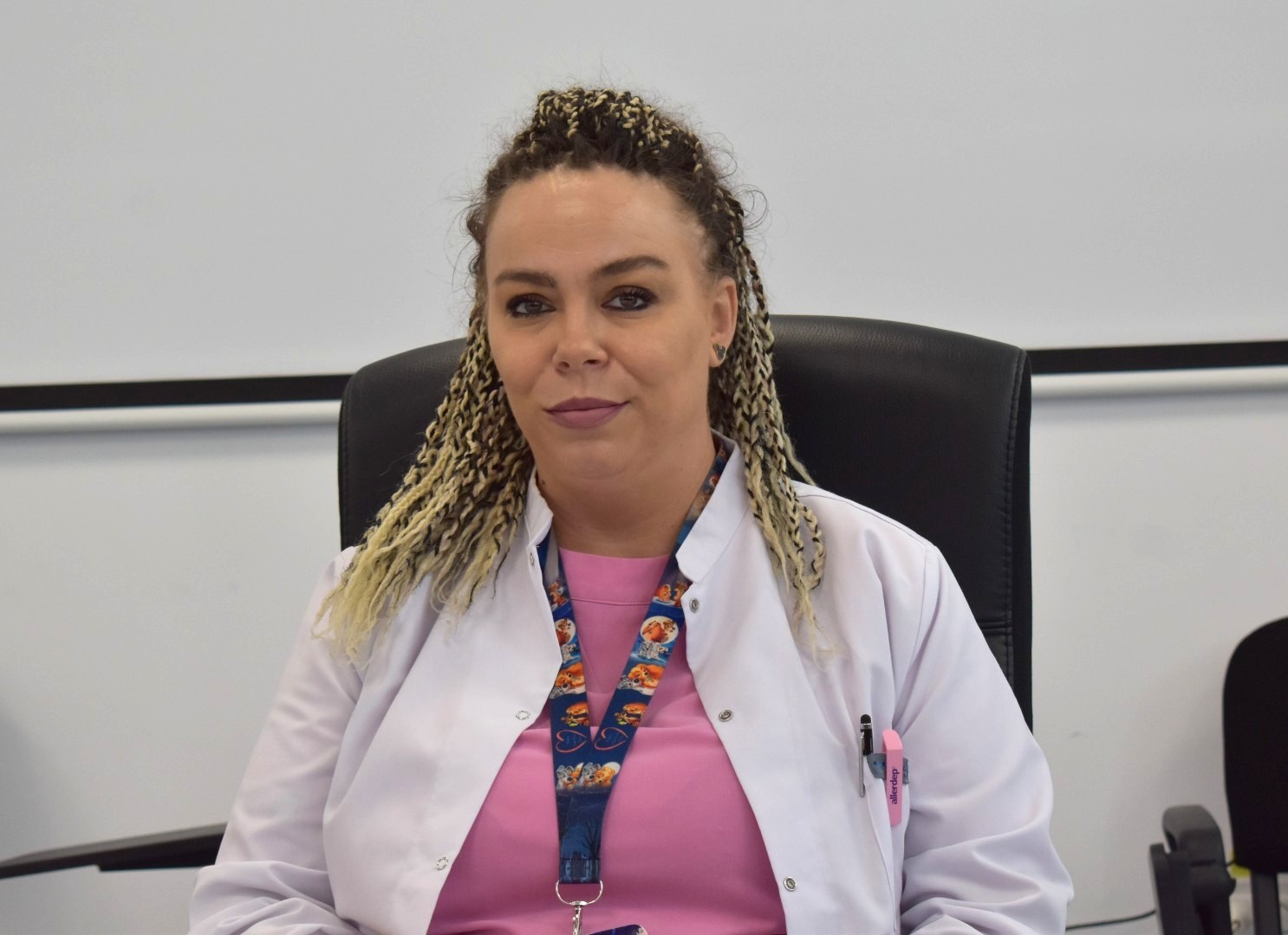 Medic șef nou la o secție importantă de la Spitalul Județean: Iubesc pacienții, iubesc copiii în general – VIDEO