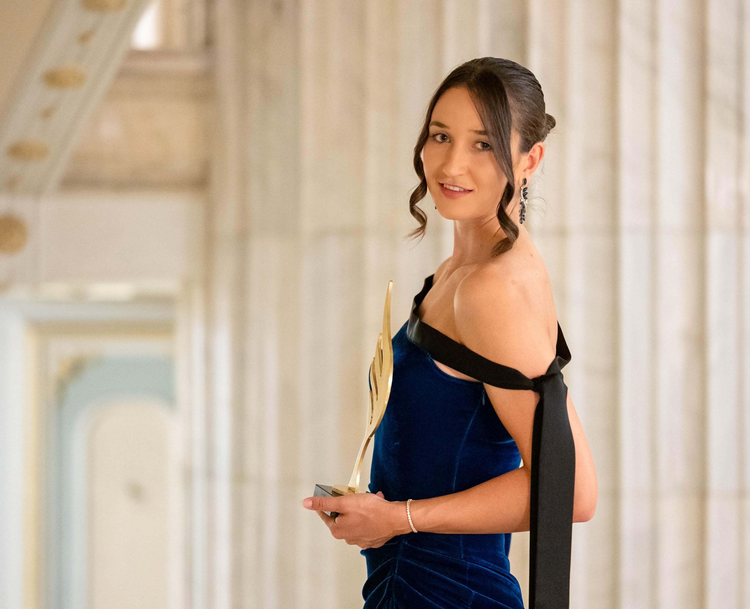 Simona Radis vrea sa isi intemeieze o familie