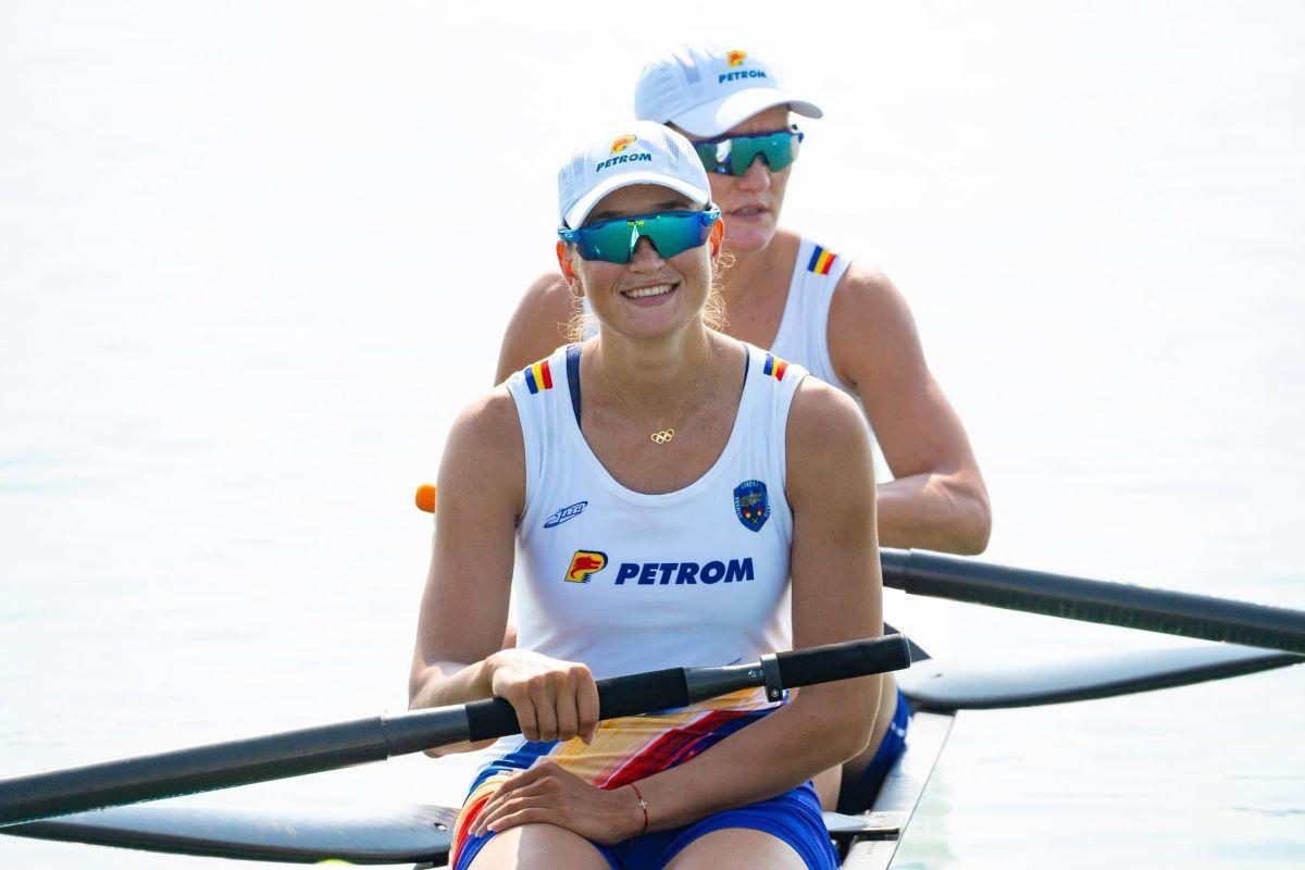 Simona Radis in fata unei premiere