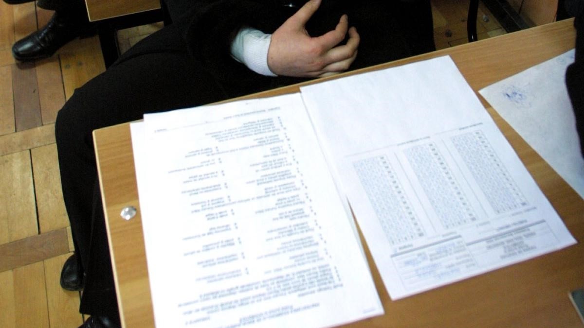 Aproape 2.800 de elevi susțin o simulare organizată în premieră la Botoșani 