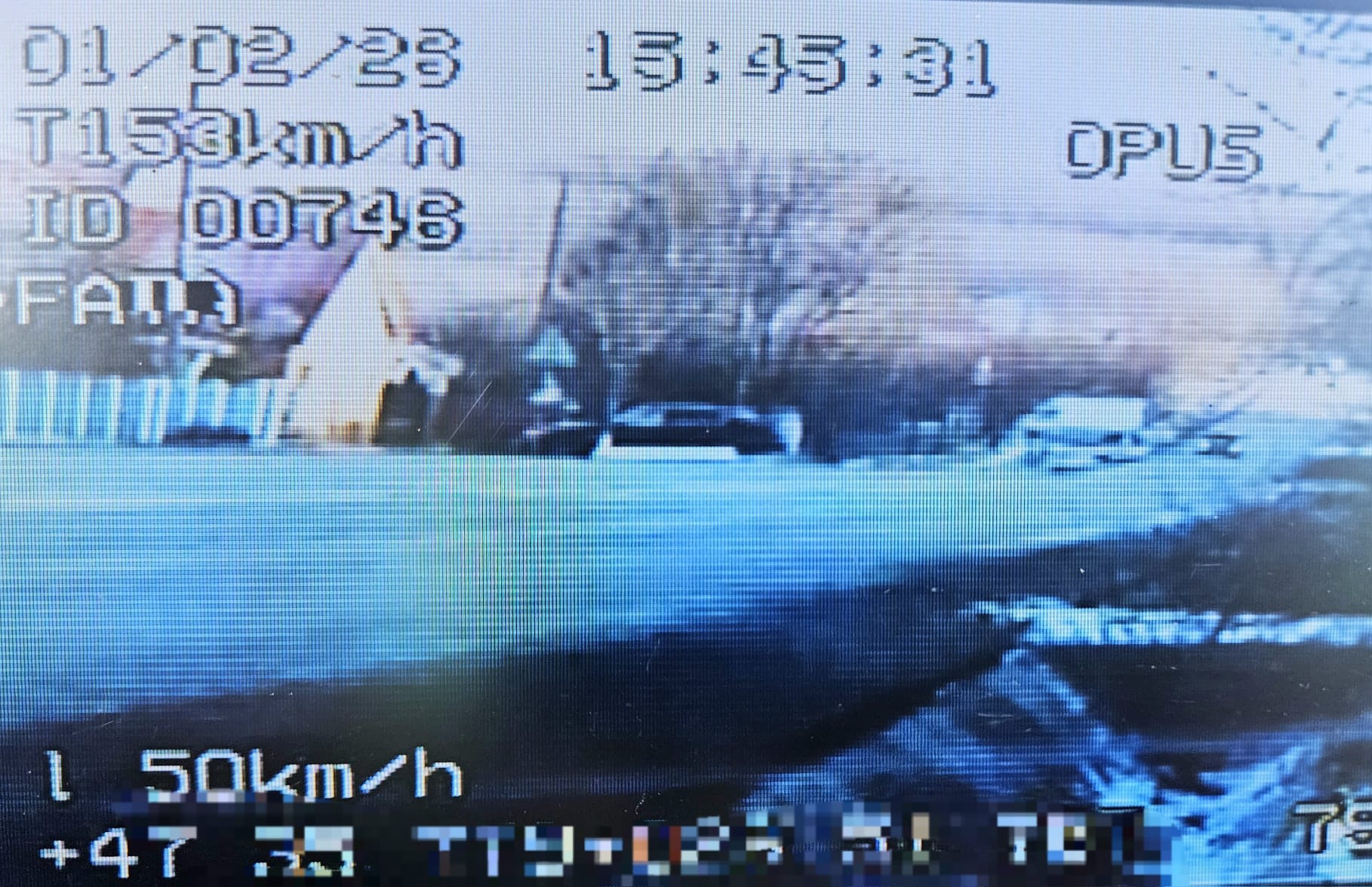 Șofer prins circulând la Botoșani cu 150 de km/h, polițiștii „l-au liniștit”