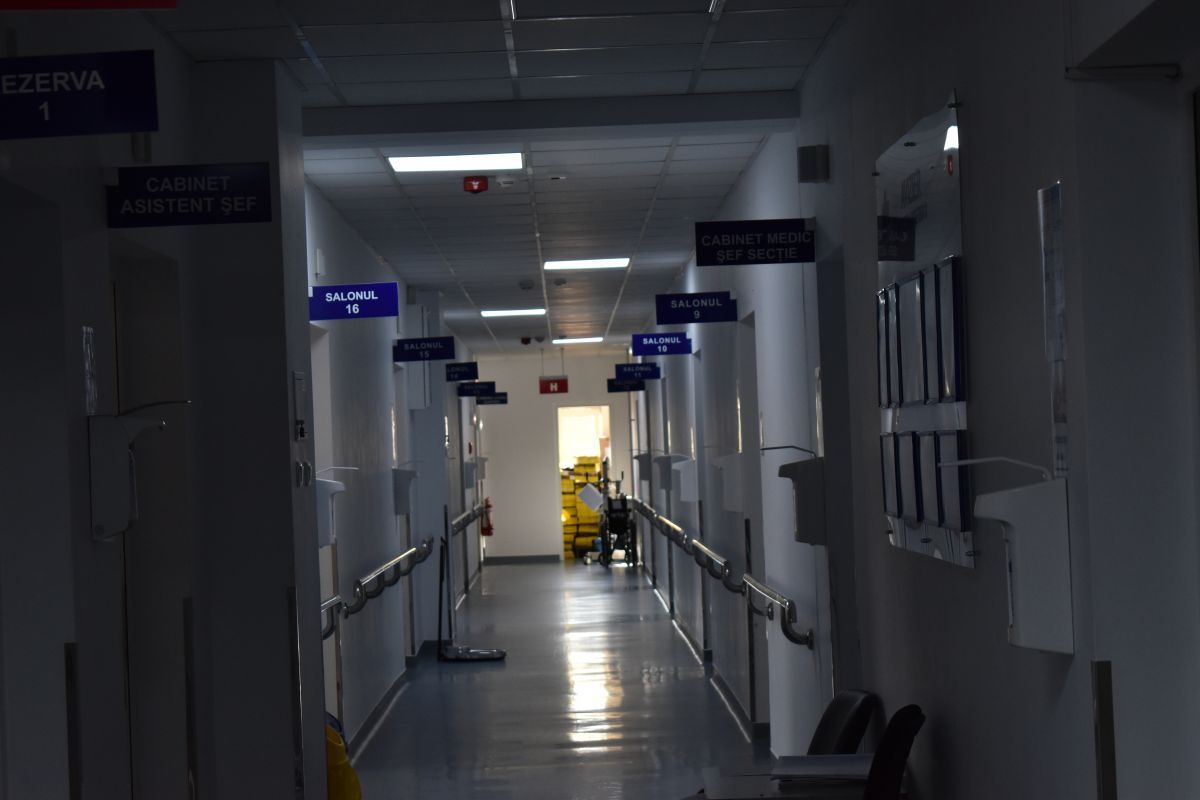 Trei posturi scoase la concurs pe o secție de la „Mavromati”