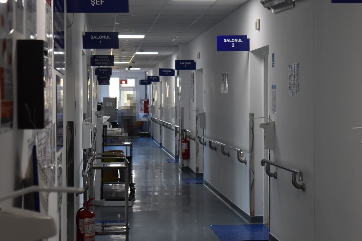 Medic șef de la „Mavromati” amendat cu 10.000 de lei, sancțiuni și pentru alte două angajate   