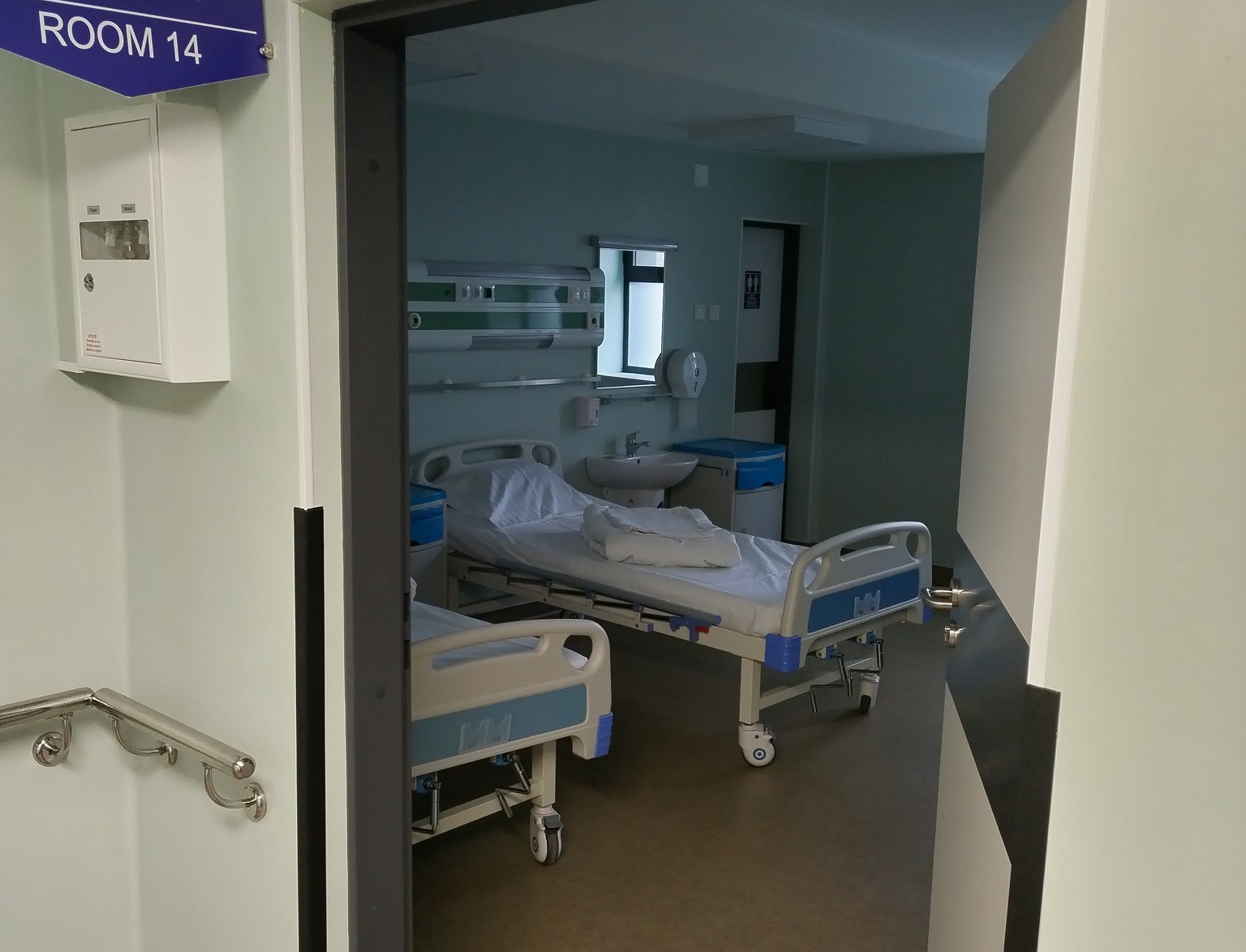 MEDICI NOI LA SPITALUL DOROHOI