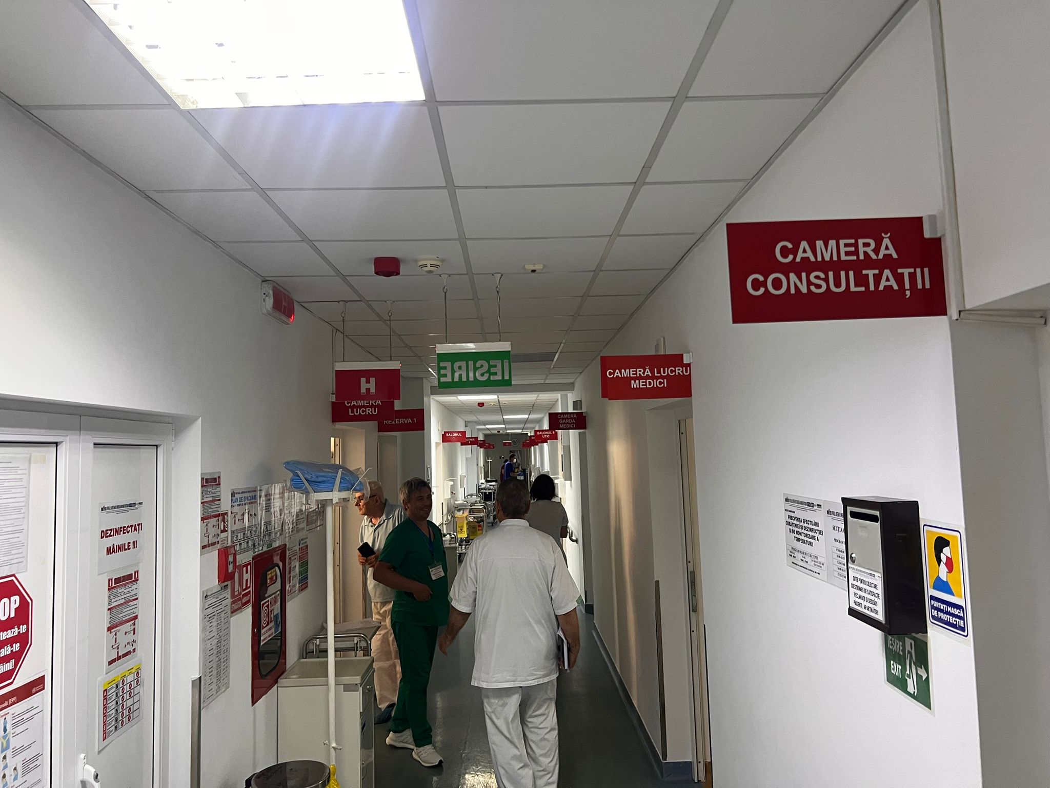 Amenzi de 20.000 de lei pentru medicii care refuză să lucreze în policlinică 