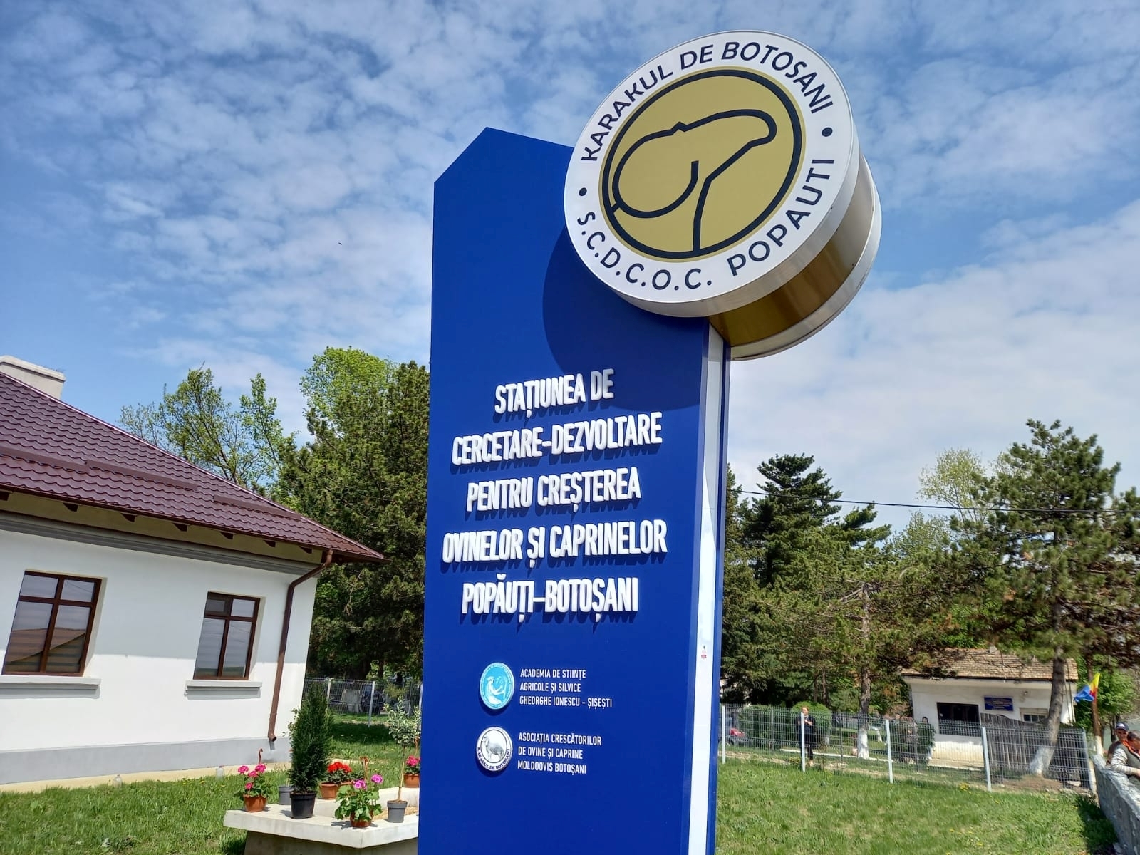 Se caută îngrijitori de animale la Stațiunea Popăuți – SALARIILE oferite