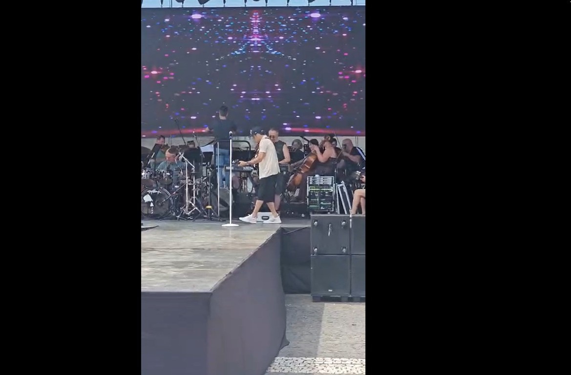 Ștefan Bănică a început repetițiile la Botoșani pentru concertul din această seară – VIDEO 