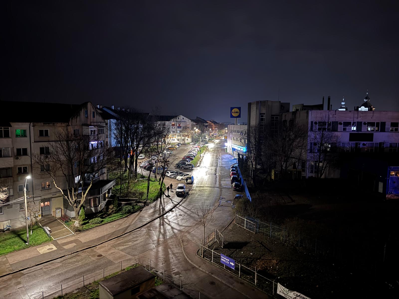 strada botosani noaptea