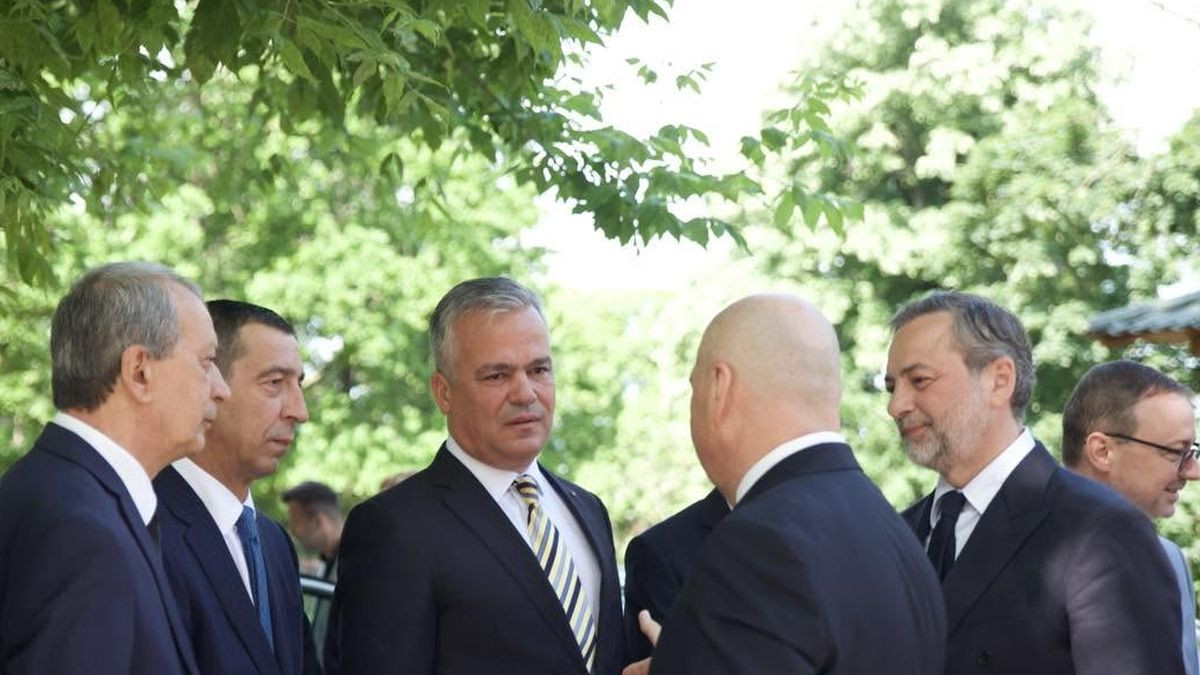 tabara vestea iar in instanta