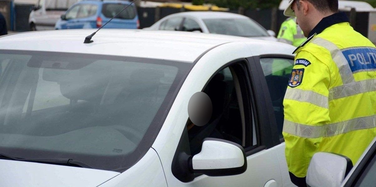 Tânăr cu tupeu prins la volan de polițiști, dosar penal după control