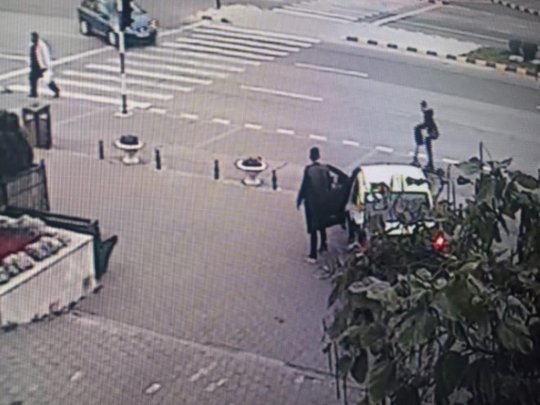 Ghinion de dimineață: Taximetrist „pus la plată” după o manevră imprudentă 