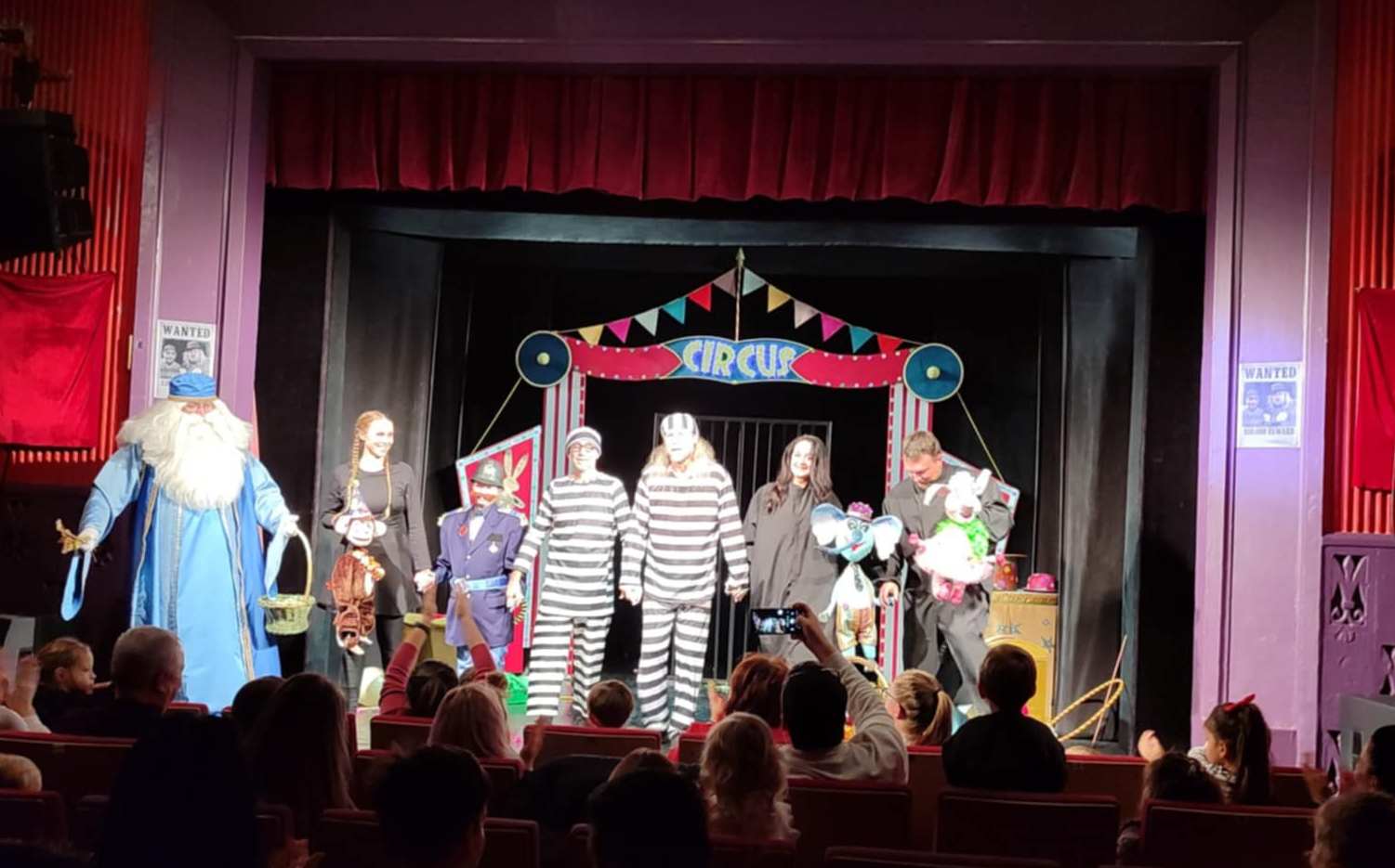 Spectacolul „Tigrișorul Pietrek” revine la Teatrul „Vasilache” din Botoșani: ultimele reprezentații din an