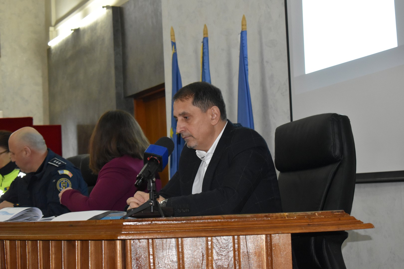 Misiune (im)posibilă pentru angajații unei instituții: Ne lovim de refuzuri categorice, acum mai nou religia TikTok – VIDEO 