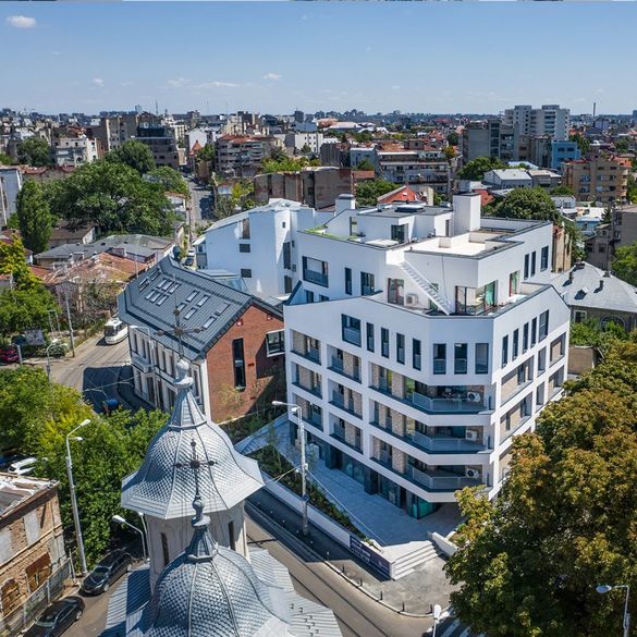 Parlamentar botoșănean, investiții imobiliare în București 