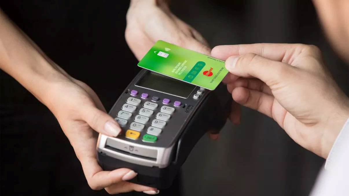 Crește valoarea tichetelor de masă: Câți bani vor primi în plus angajații