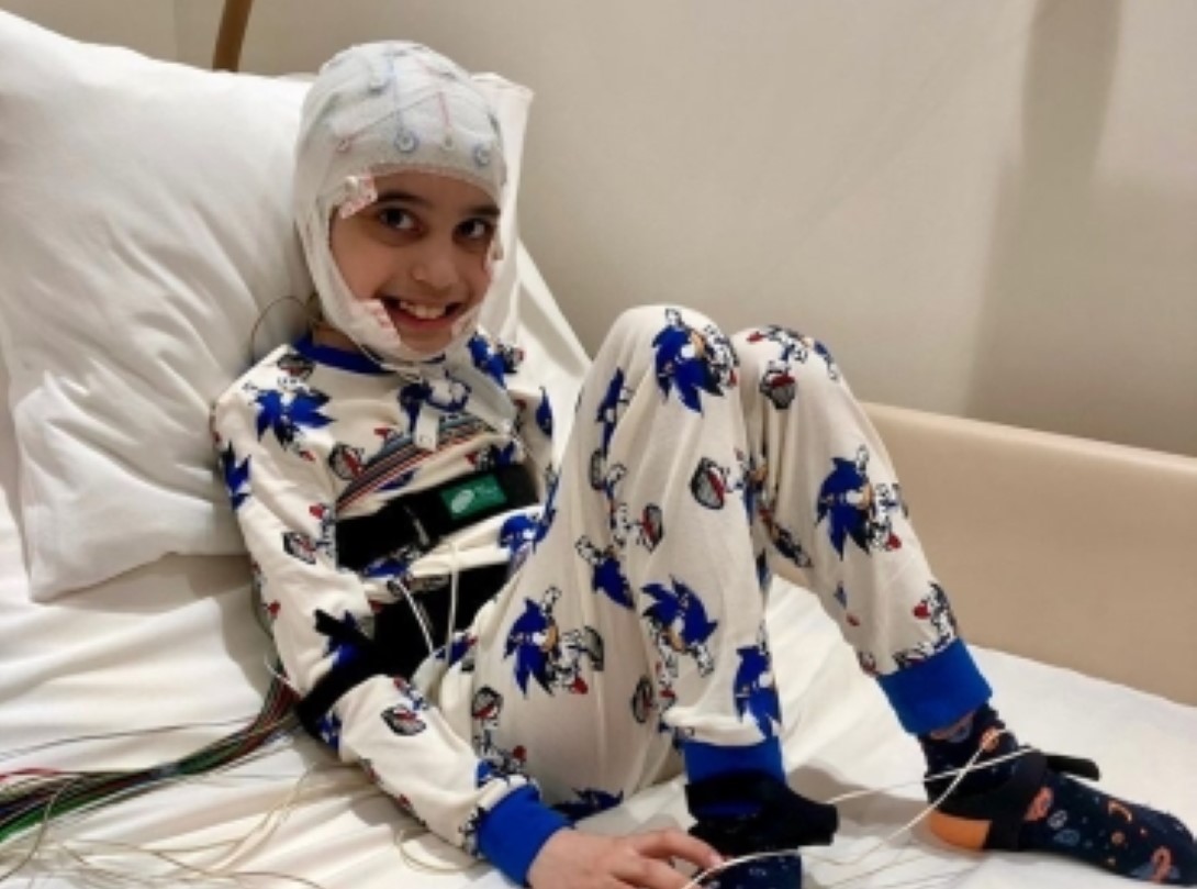 Disperarea unei mame care vrea să-și salveze băiețelul: Nu vorbește, nu poate trăi o copilărie normală / Mă doare că nu pot face mai mult