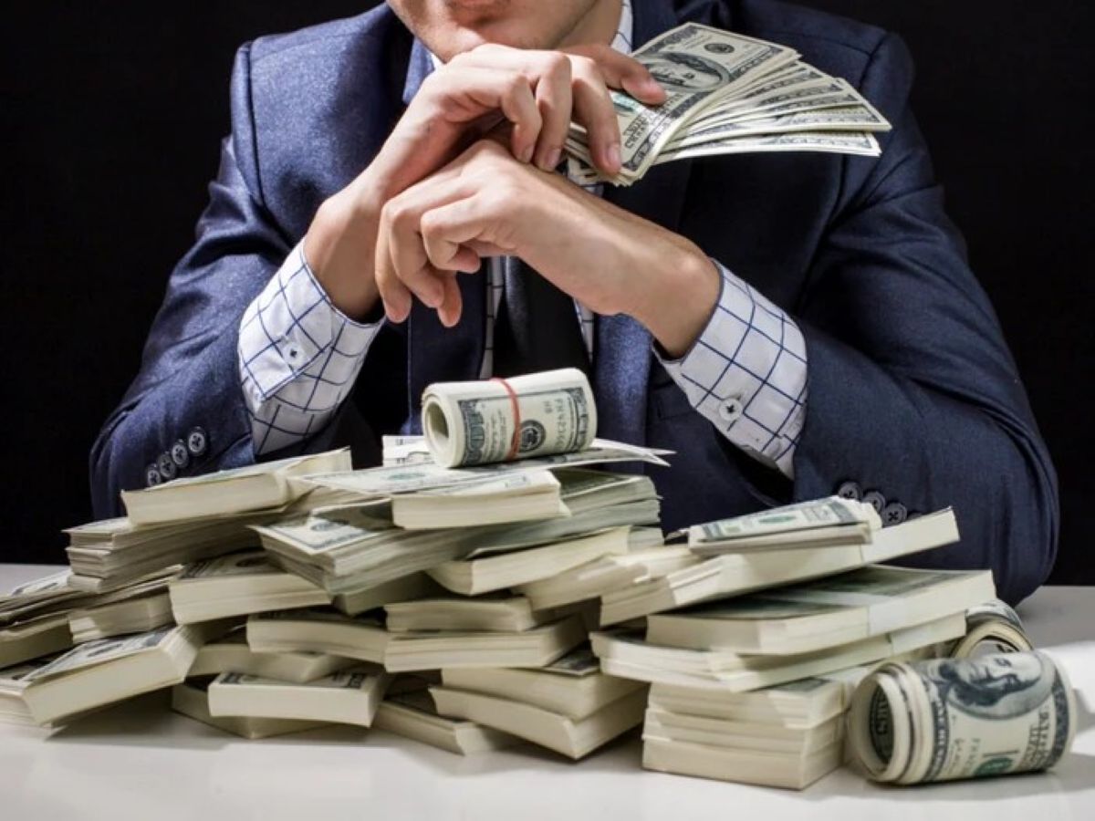 Afaceriștii cu business la Botoșani, printre cei mai bogați din lume - CLASAMENTUL