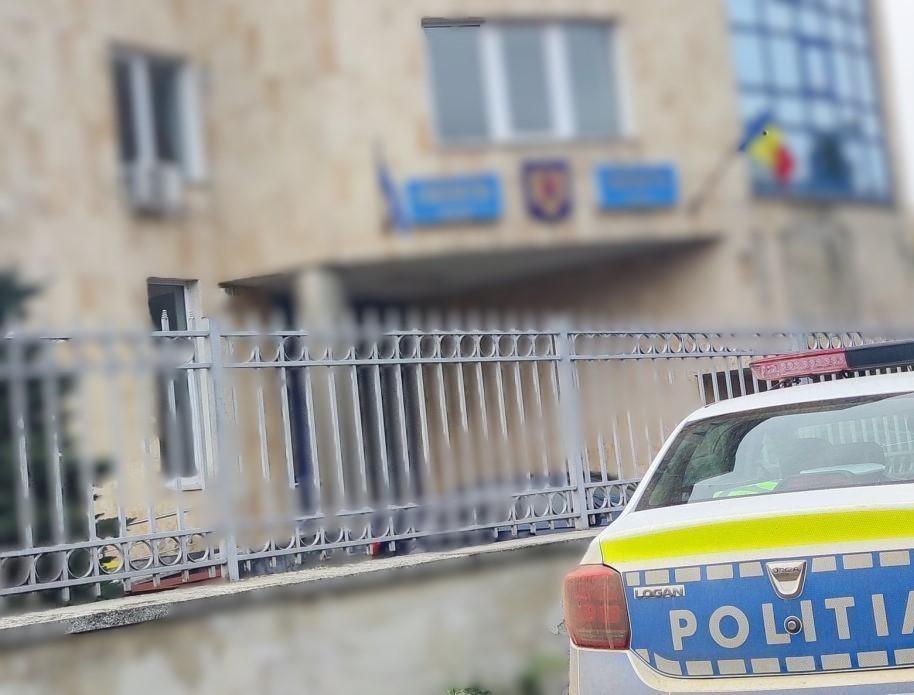 Doi bărbați din Botoșani bătuți cu bâta, pumnii și picioarele: Agresorii, trimiși în judecată