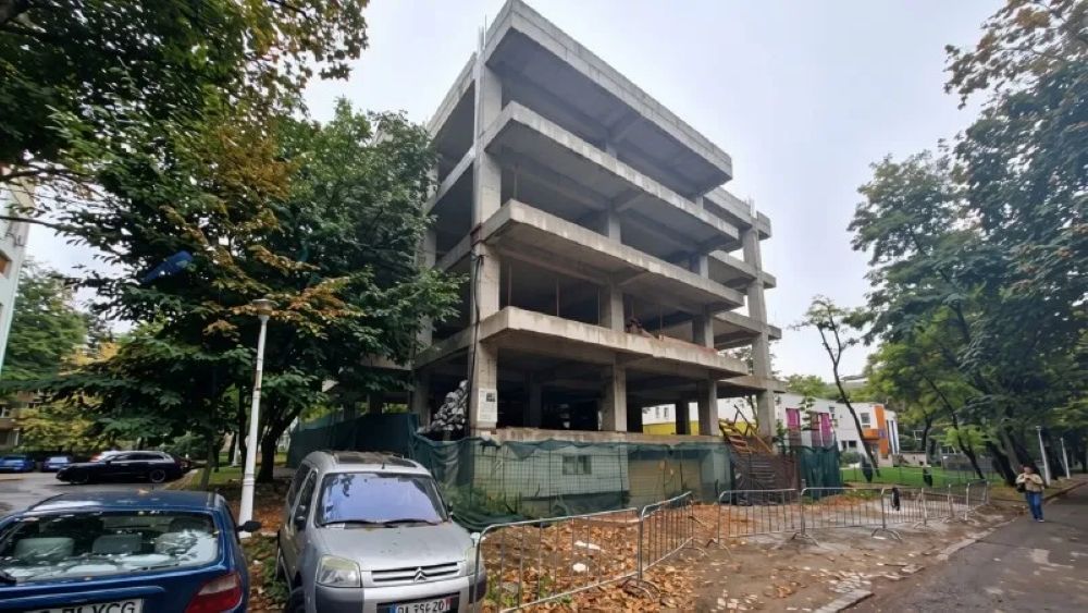 bloc construit la iasi de un botosanean