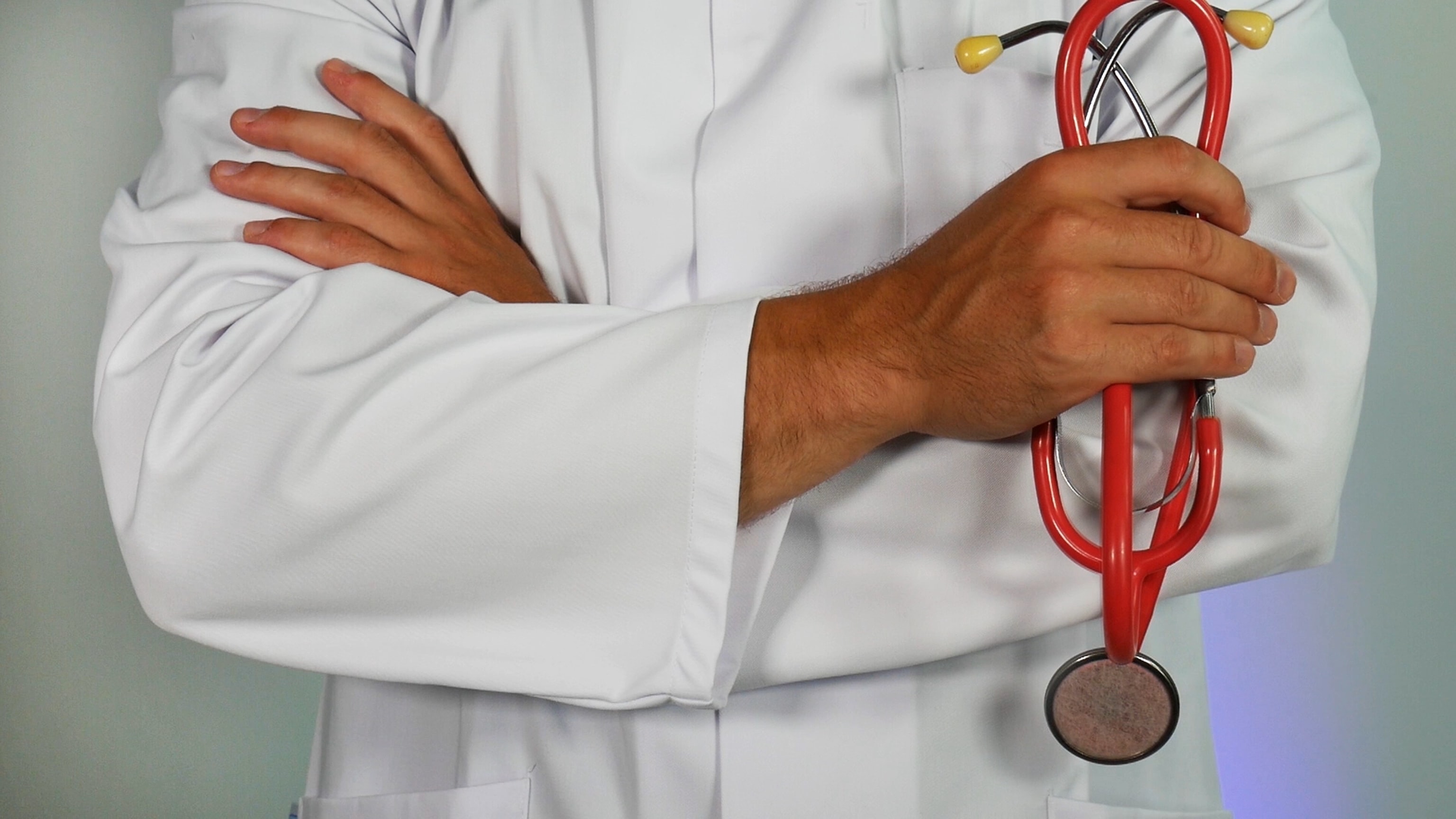un medic se pensioneaza